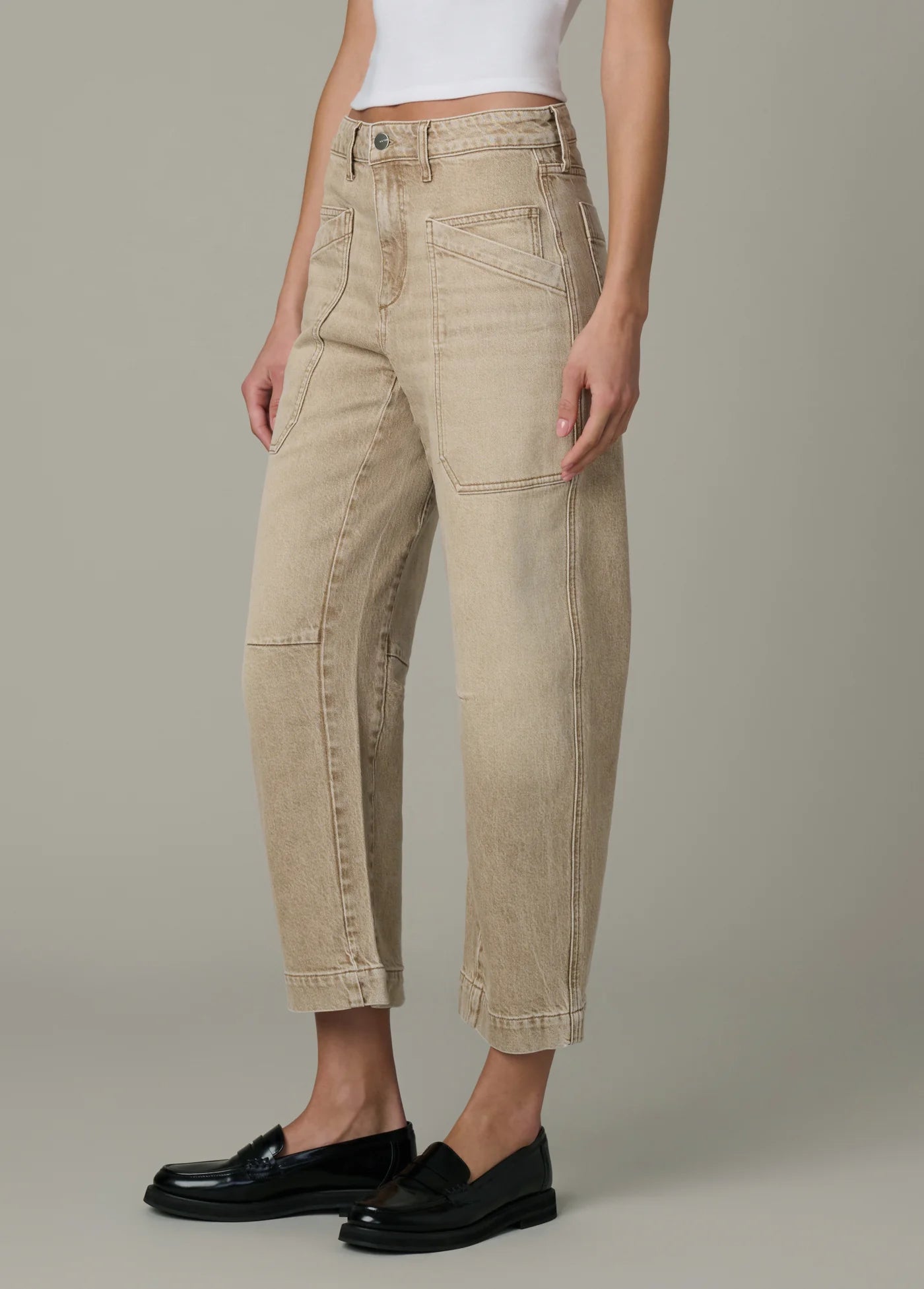 THE DOUBLE POCKET BARREL JEAN