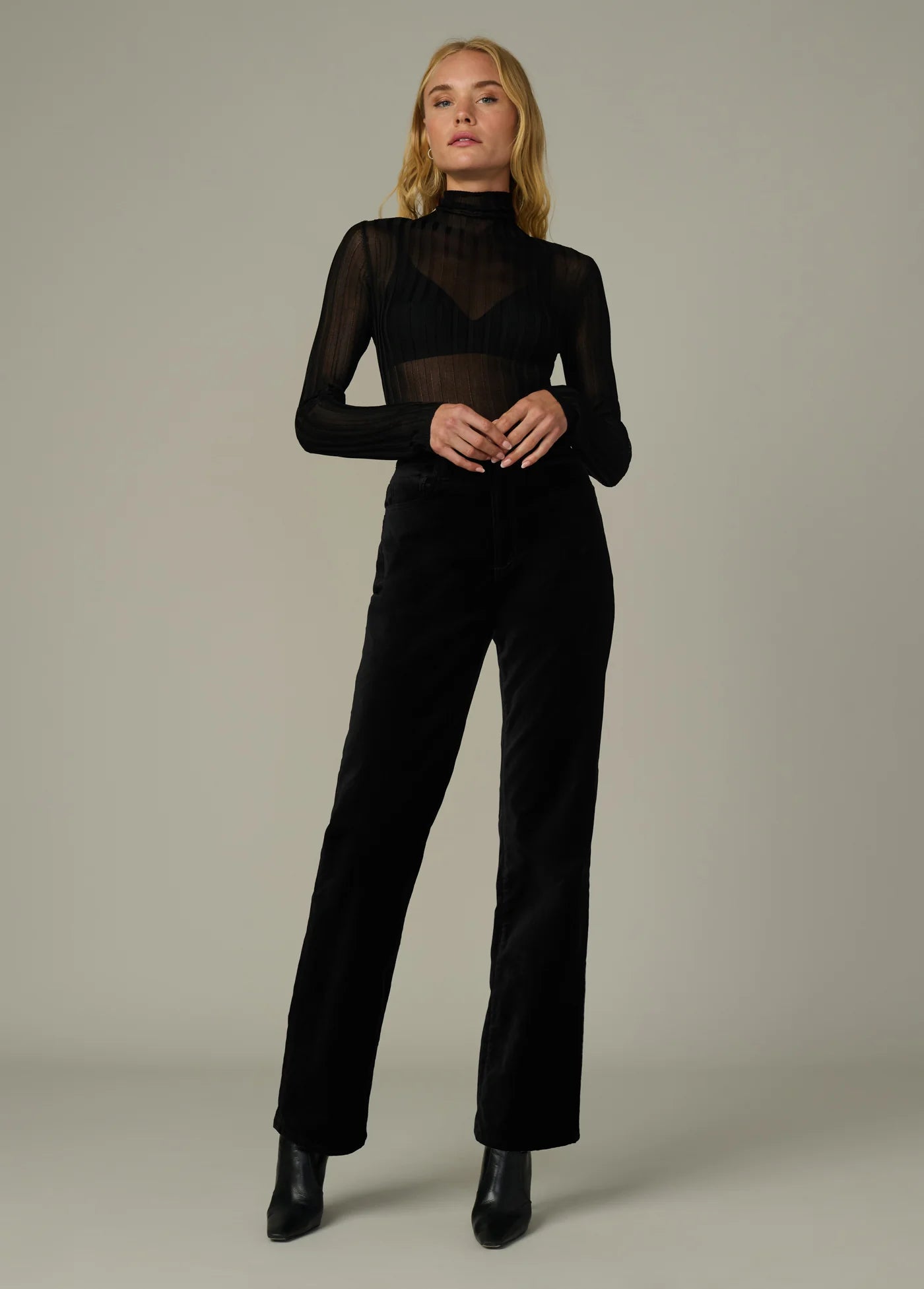 THE LANA RIBBED TURTLENECK