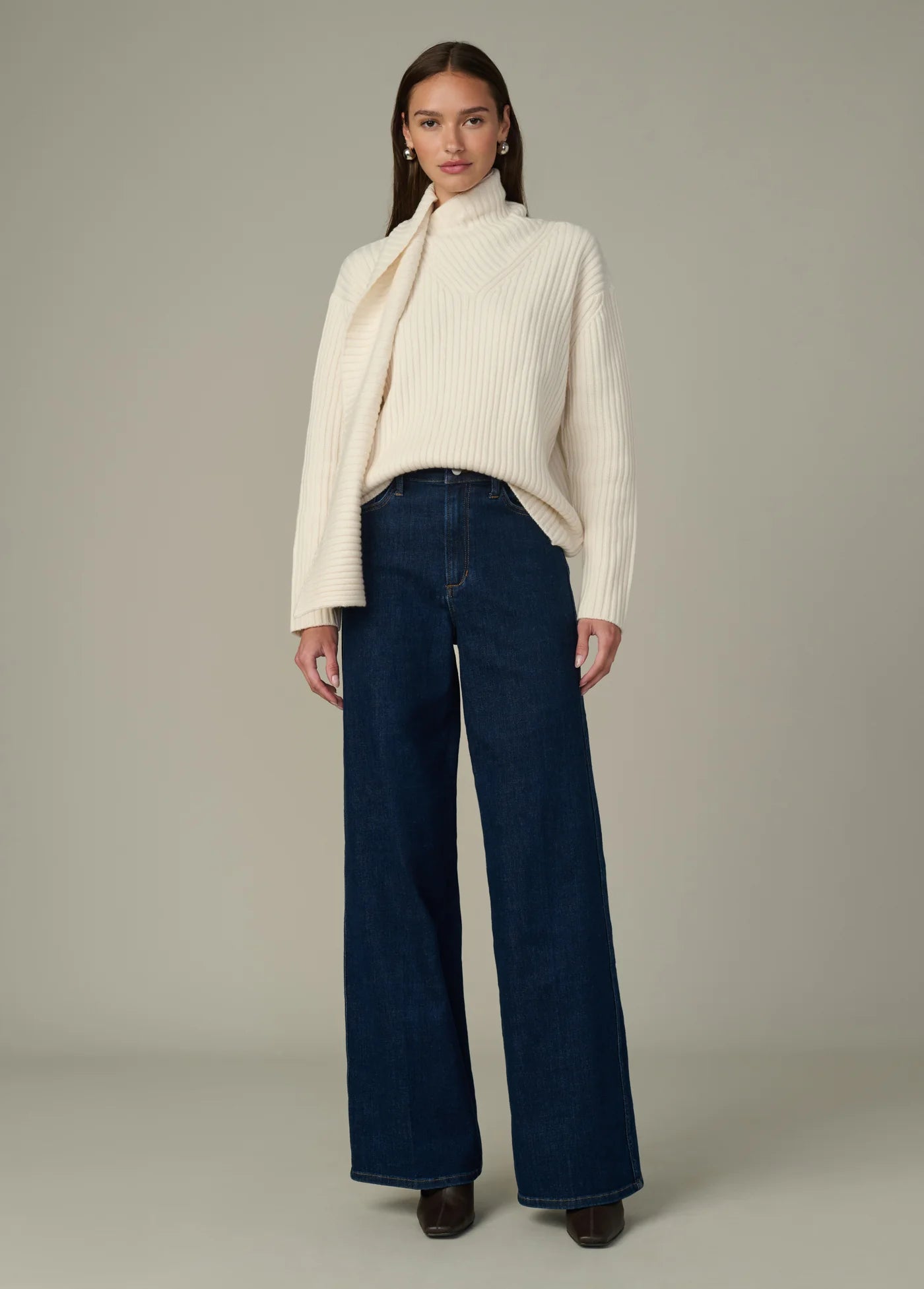 THE NOA SCARF SWEATER