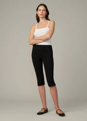 THE MARIE CAPRI