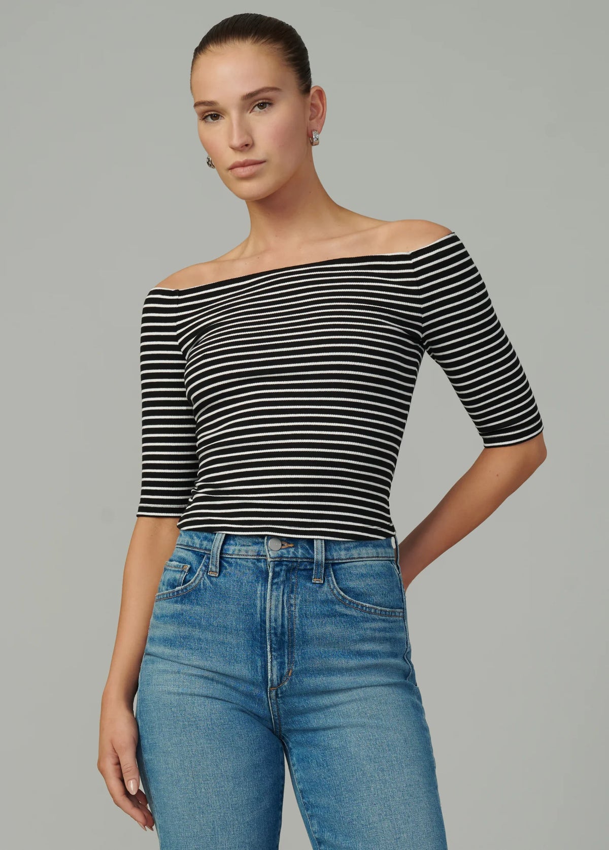 THE LAUR OFF THE SHOULDER TOP