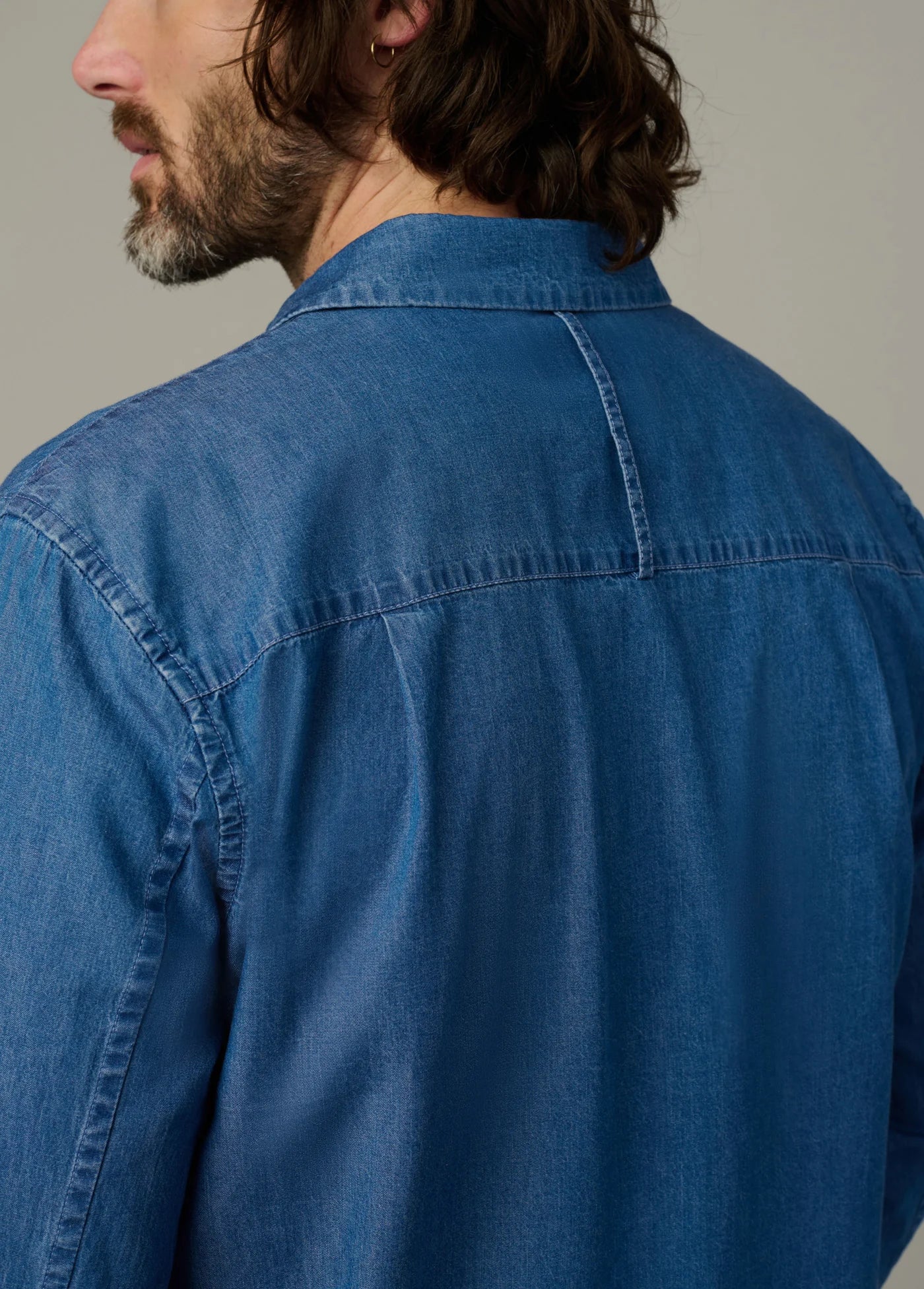 THE CHAMBRAY COLE SHIRT