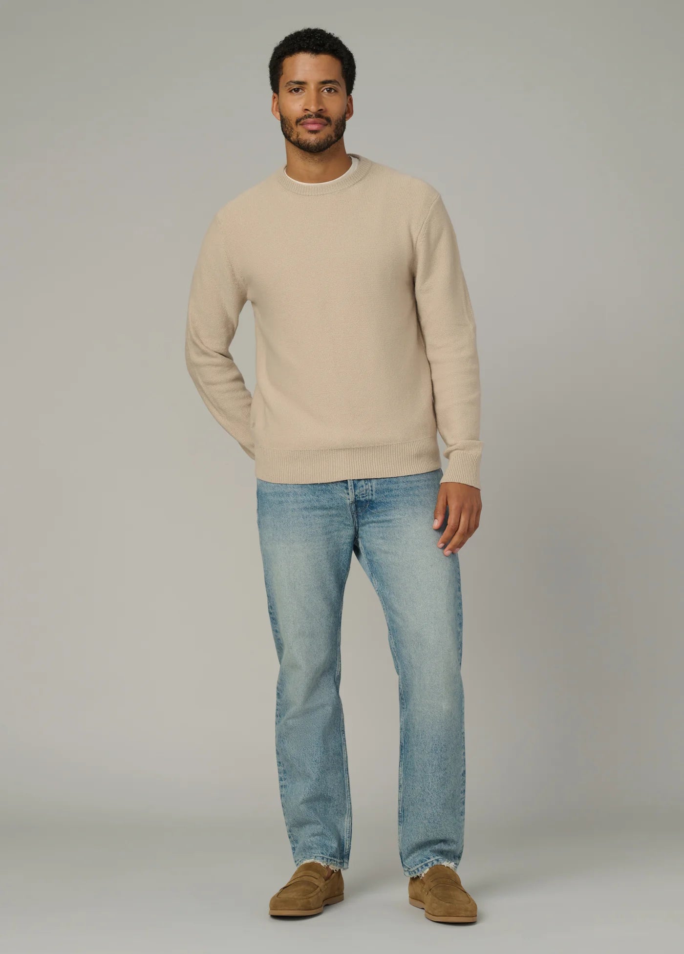THE CLASSIC CREW NECK