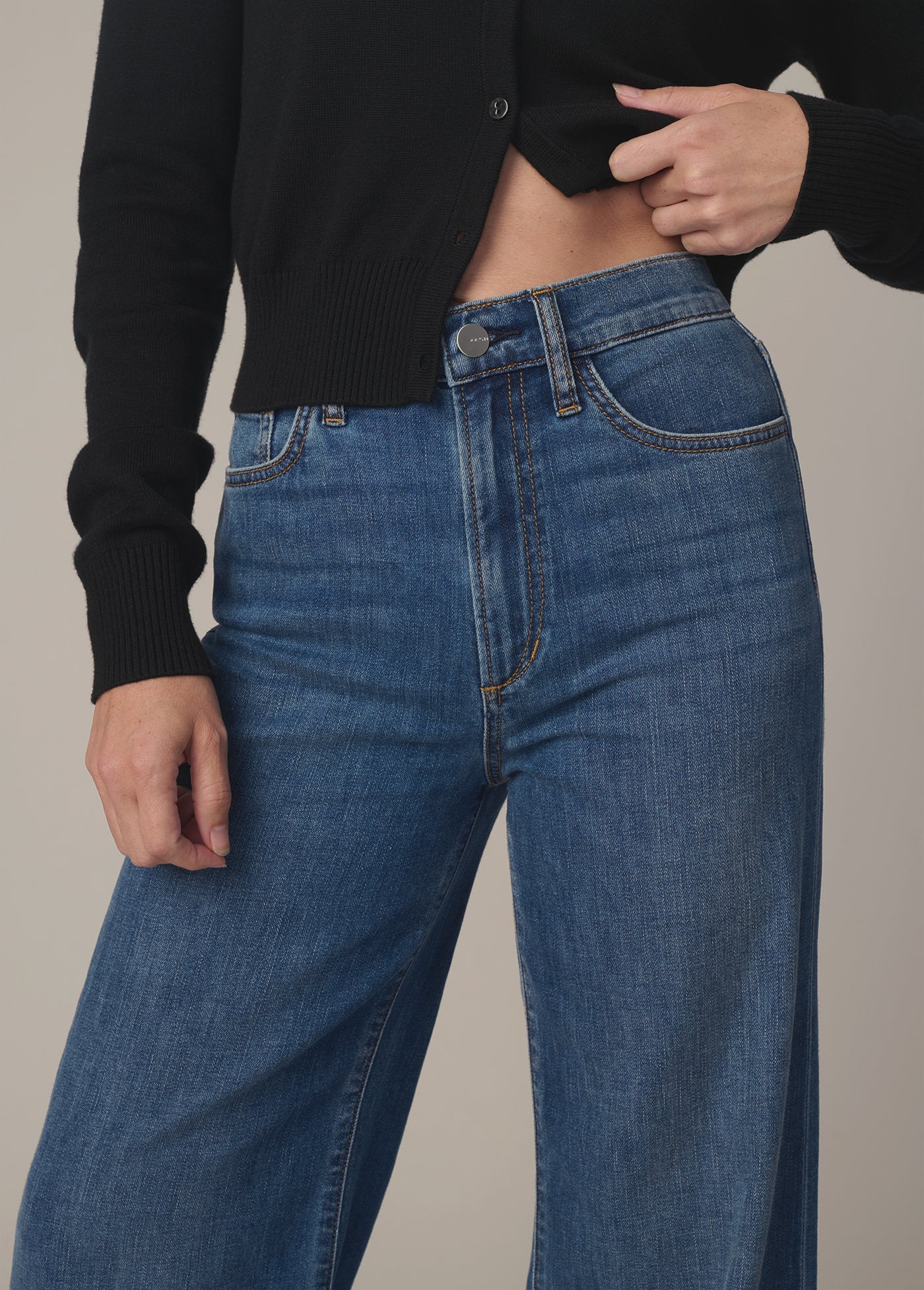 THE MIA PETITE