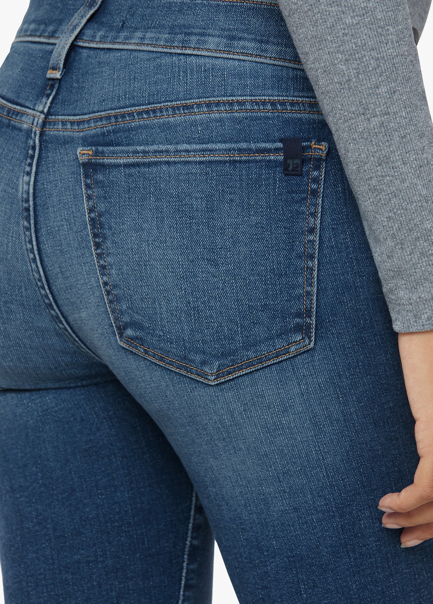 THE ICON MATERNITY