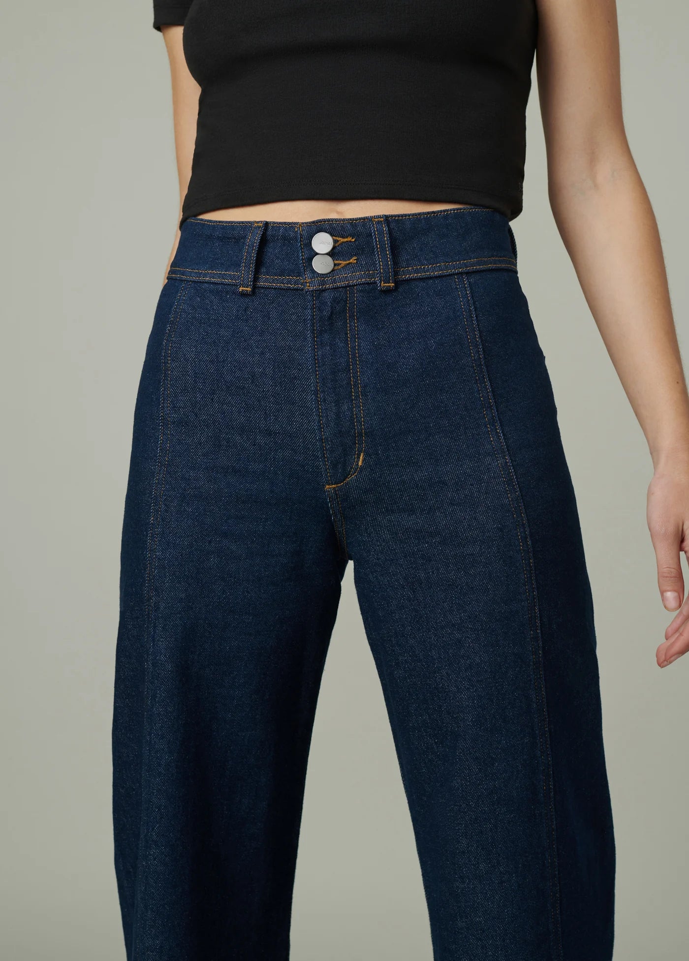 THE SEAMED DENIM TROUSER