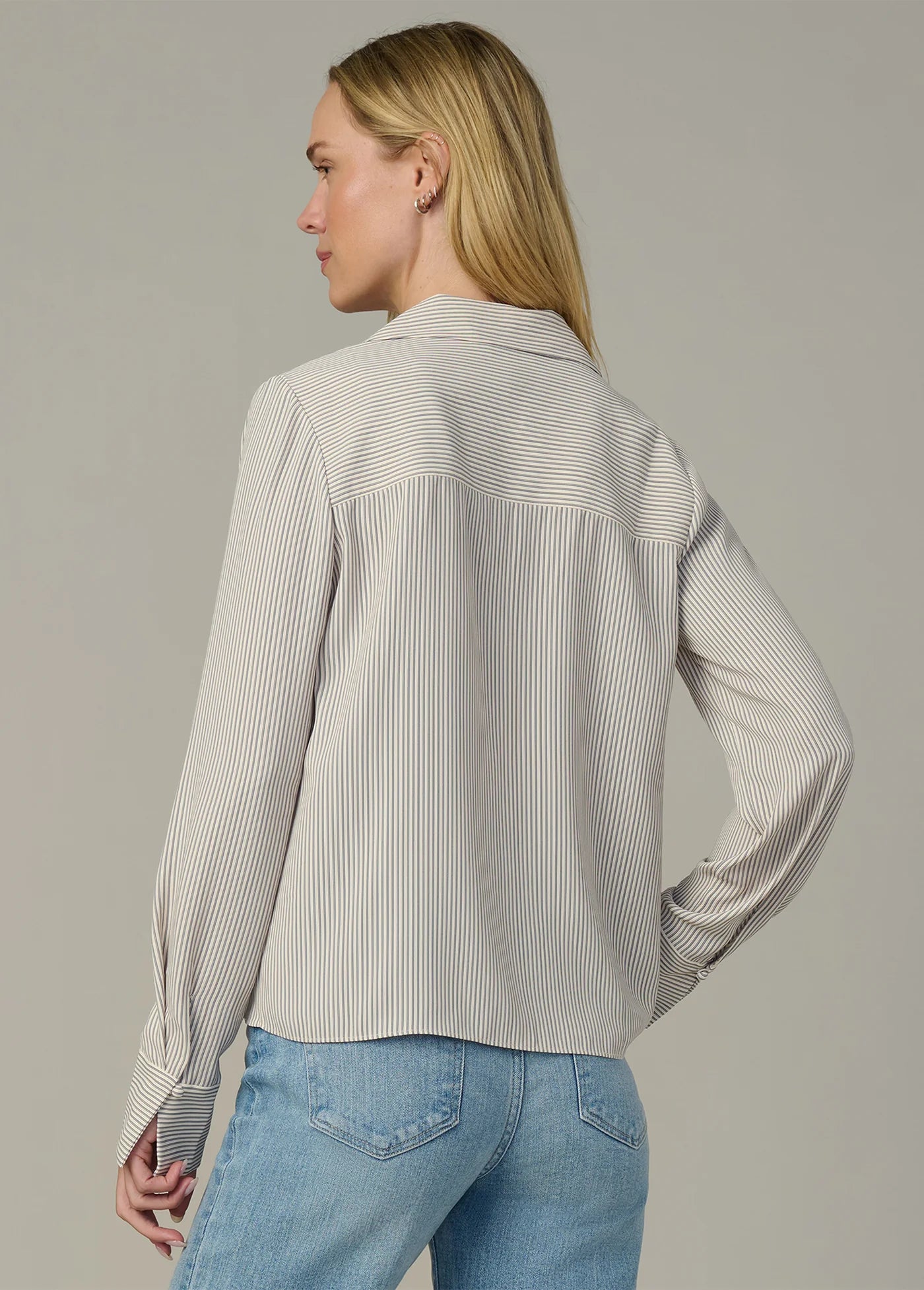 THE MIA BLOUSE