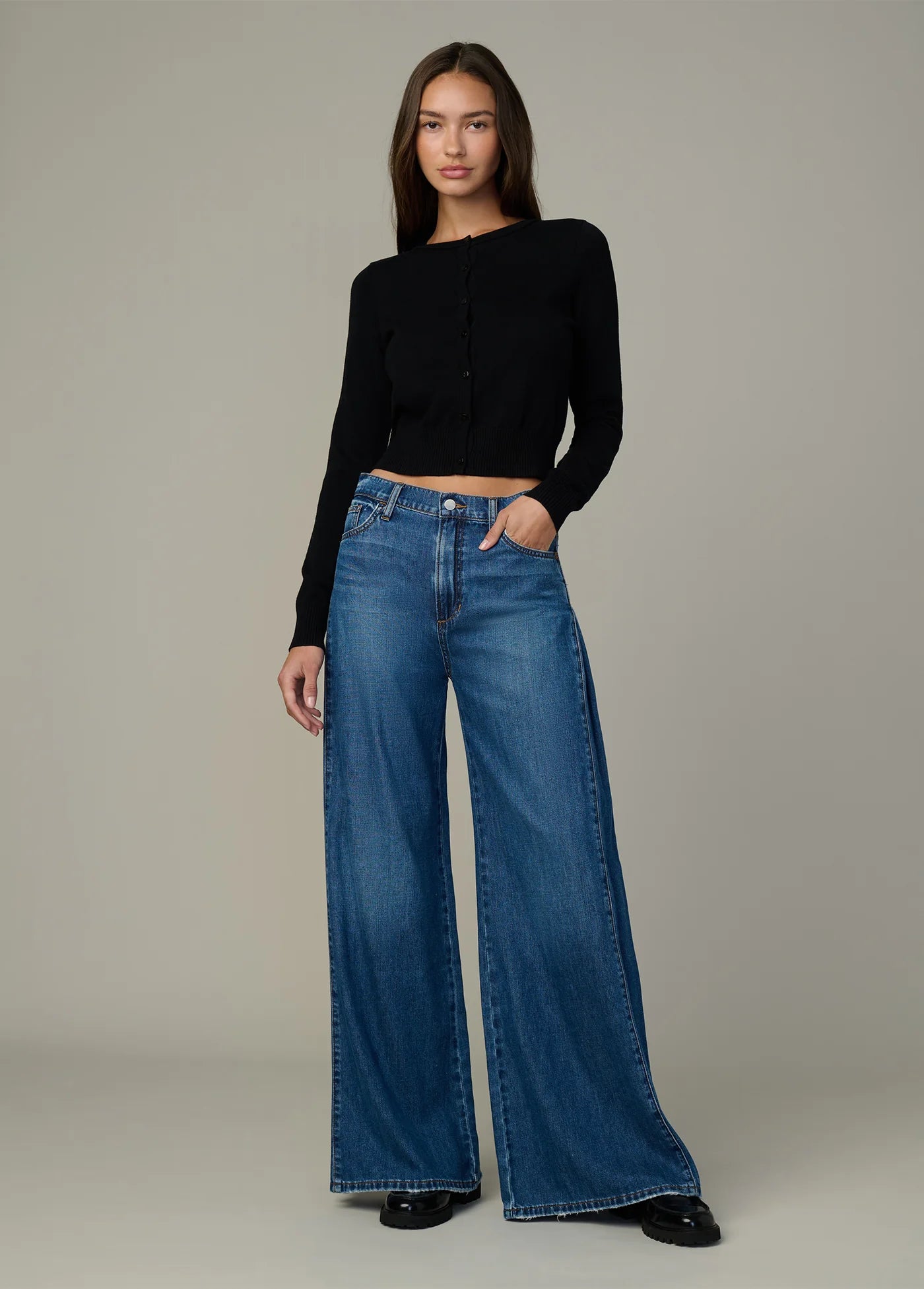 THE SIDE PLEAT JEAN