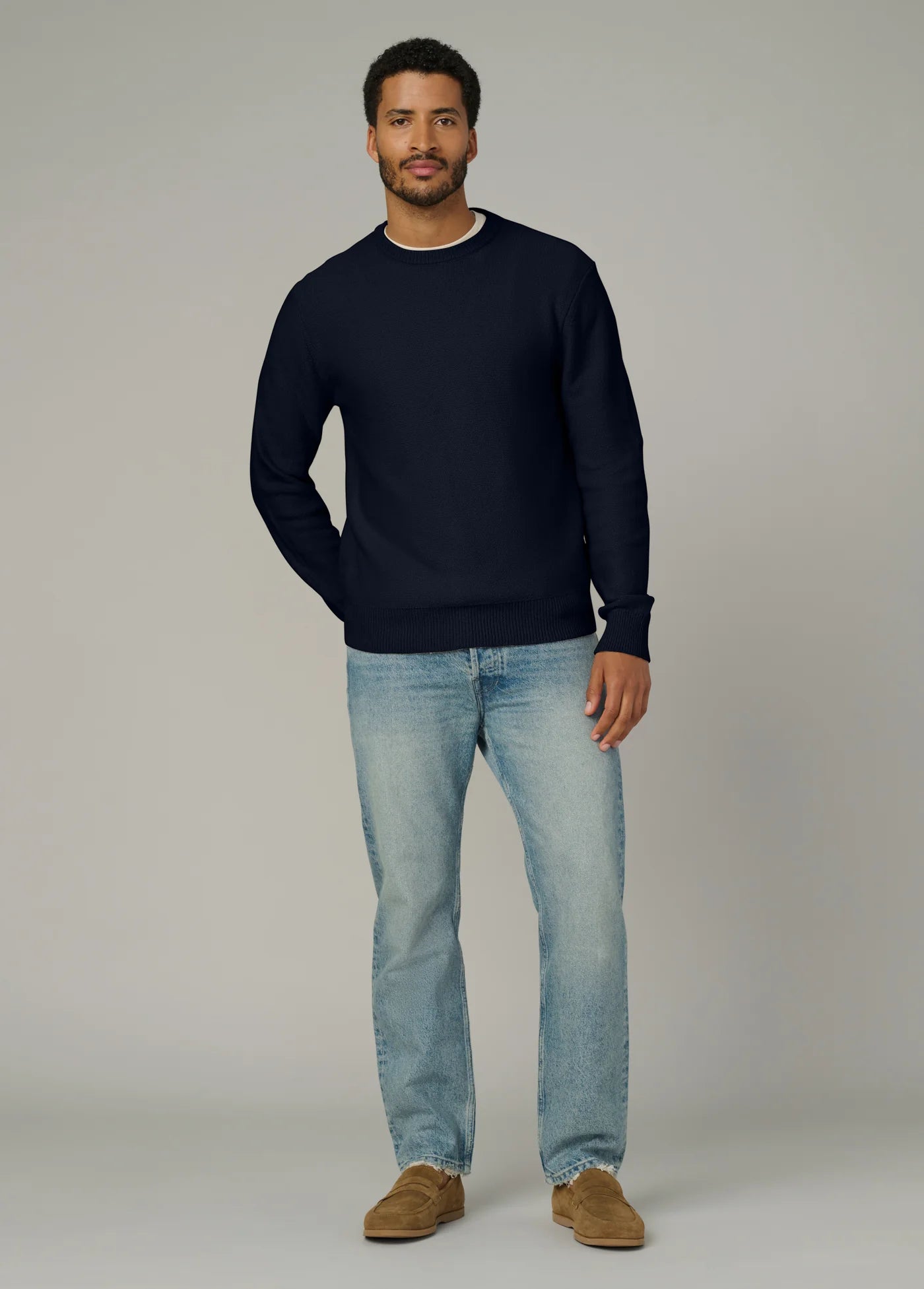 THE CLASSIC CREW NECK