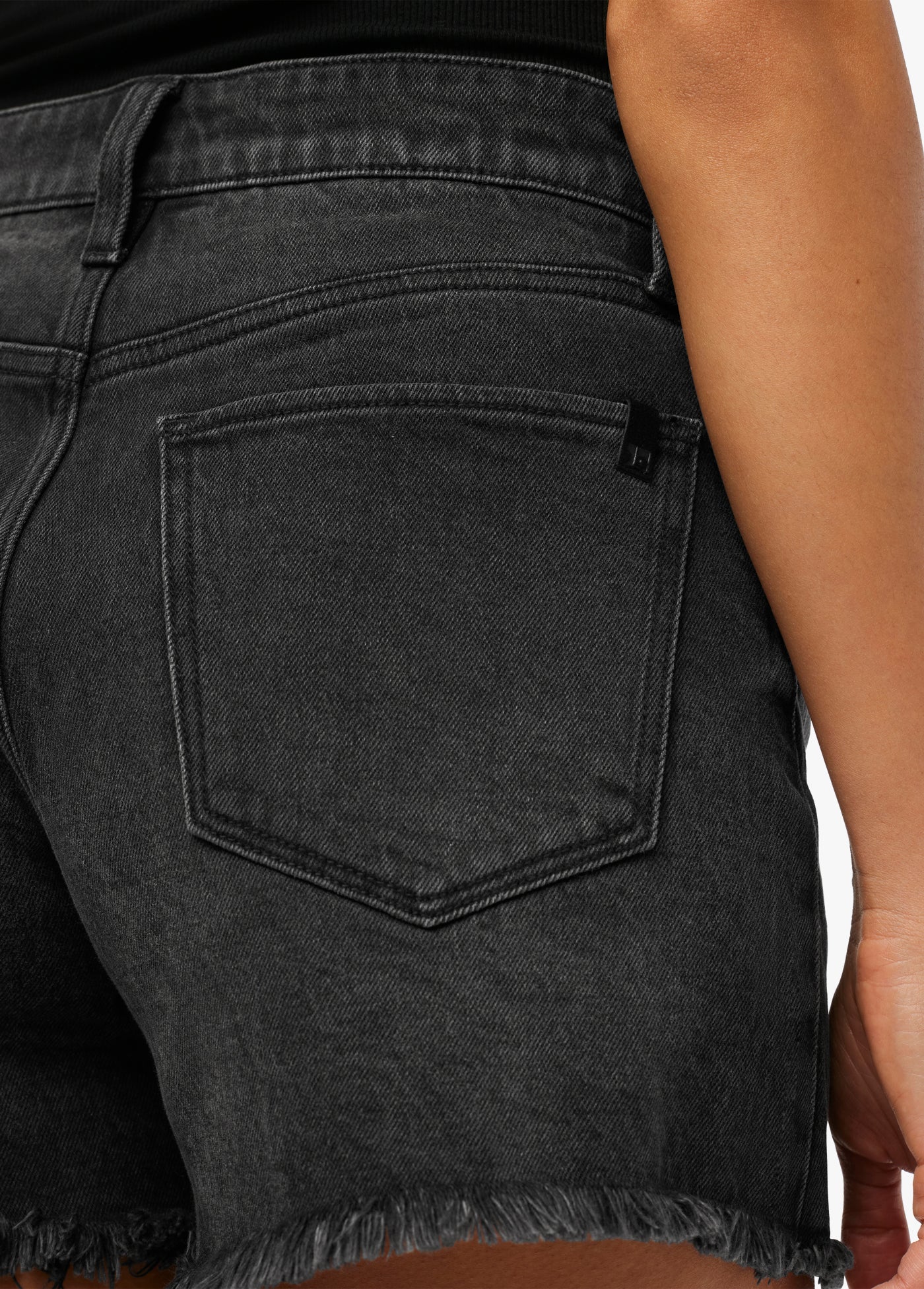 THE JESSIE SHORT