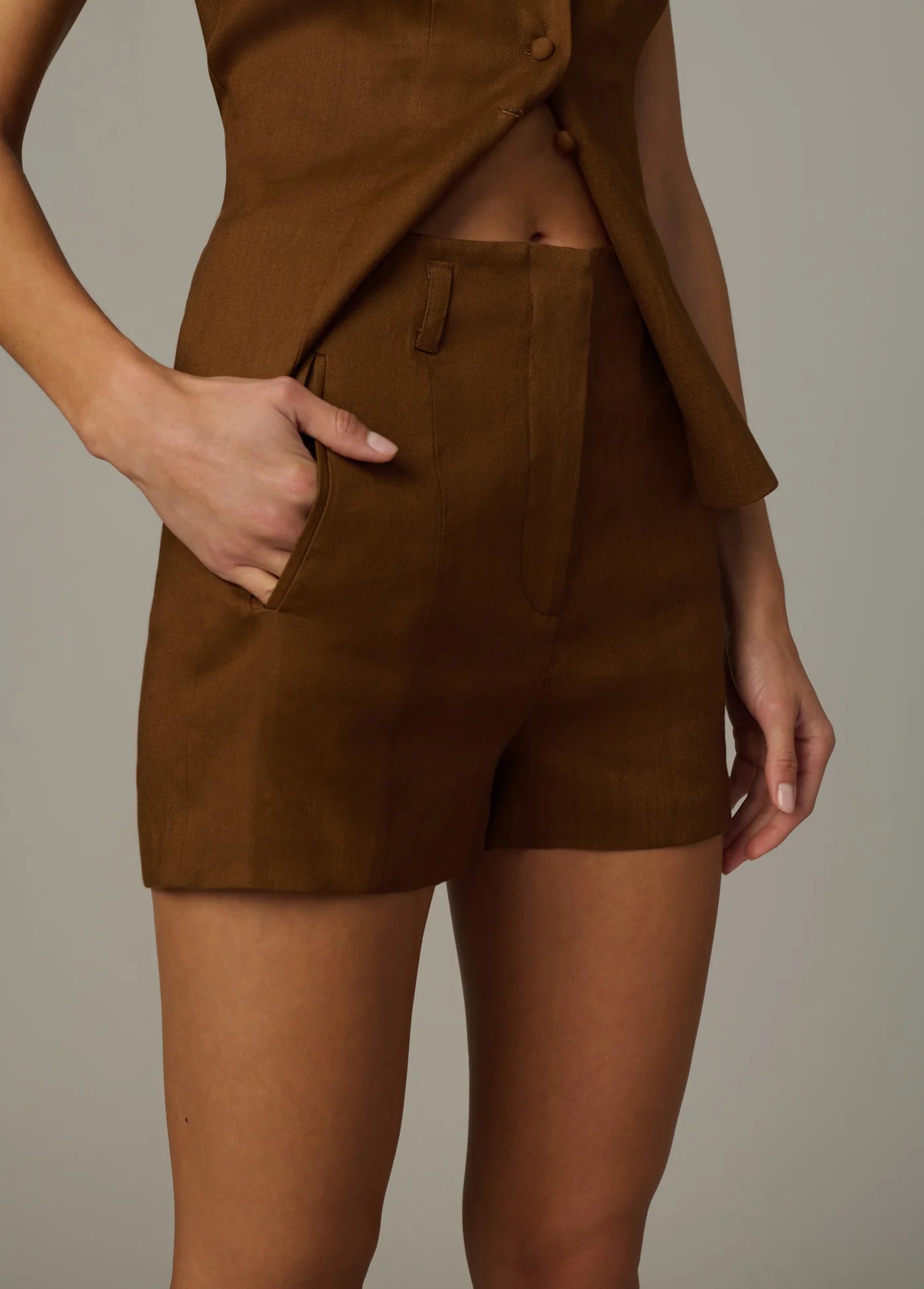 THE FRANKIE TAILORED SHORTIE
