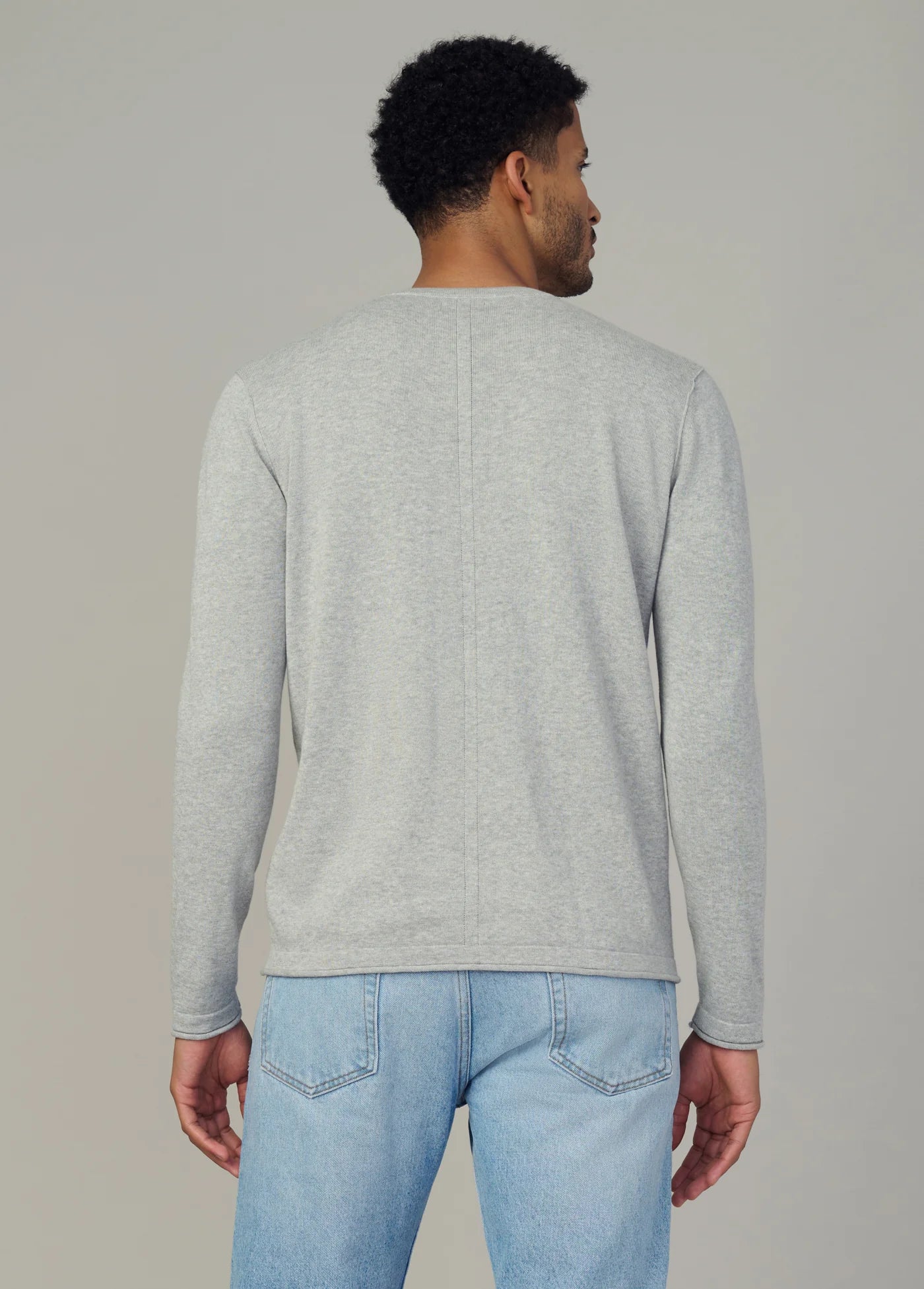 LONG SLEEVE CREWNECK SWEATER