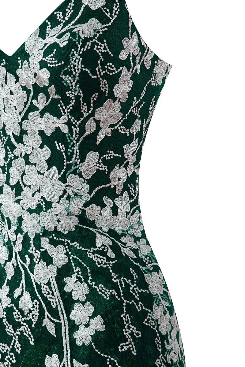 Sheath Short Spaghetti Straps Lace Homecoming Dress