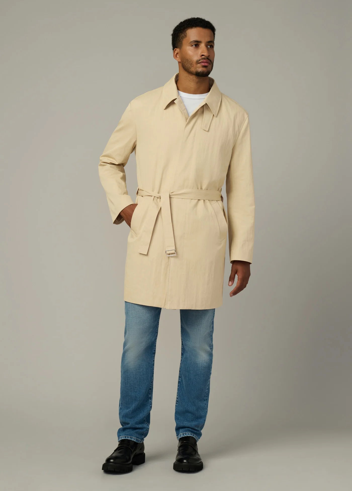 TRENCH COAT