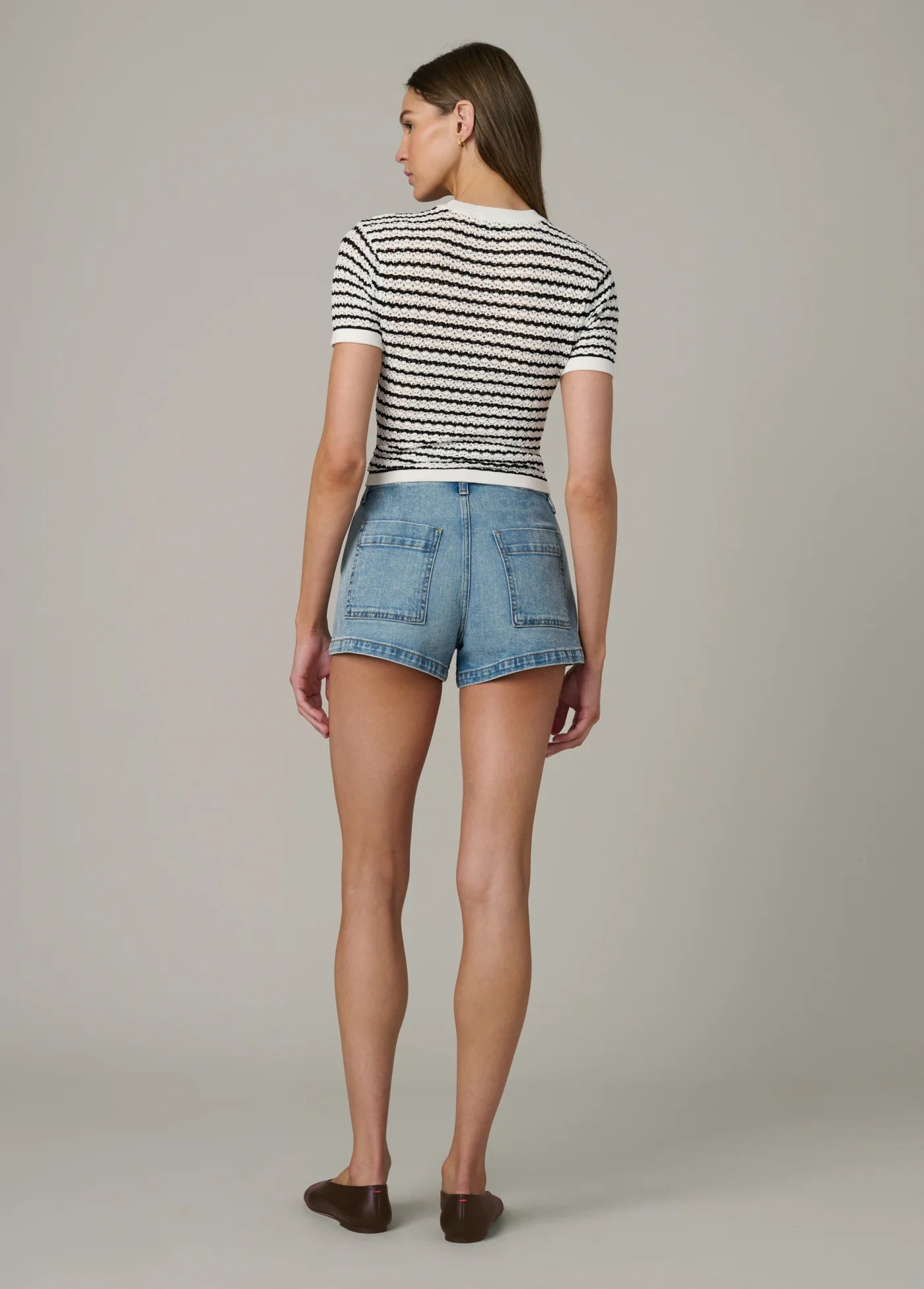 THE A LINE SHORT WITH WELT POCKETS