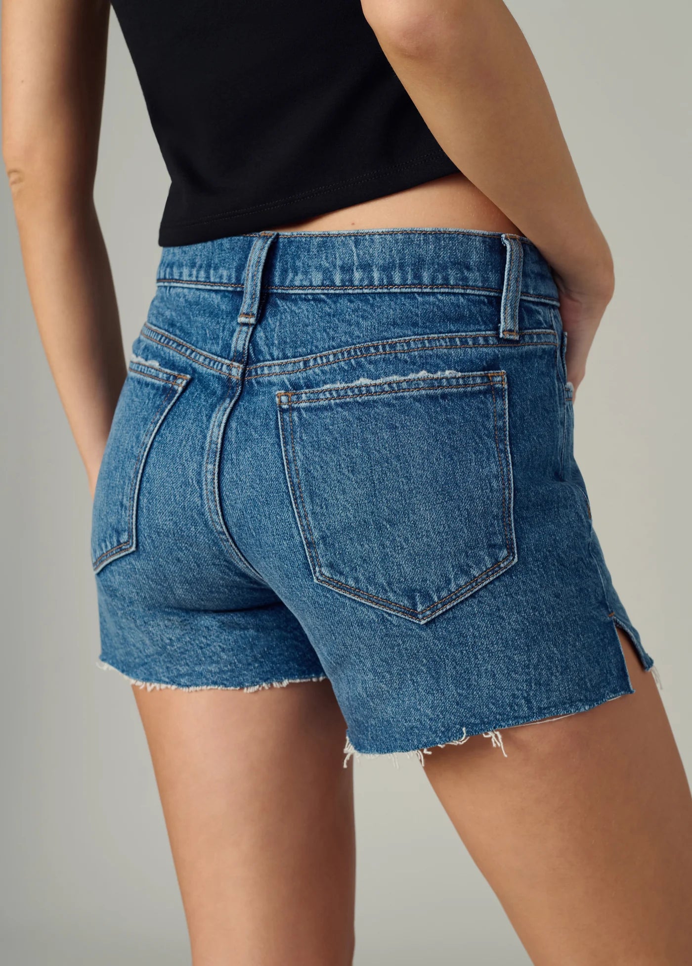 THE OZZIE SIDE SLIT