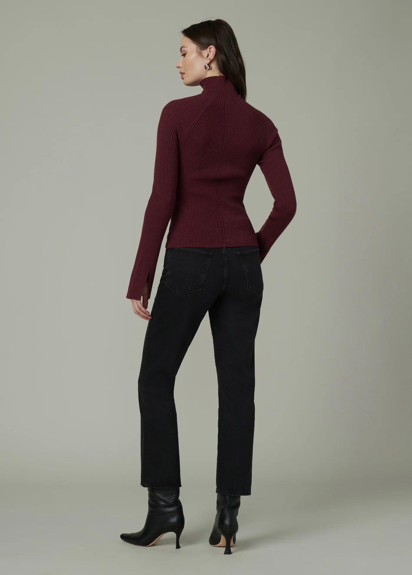 THE PALMER TURTLENECK