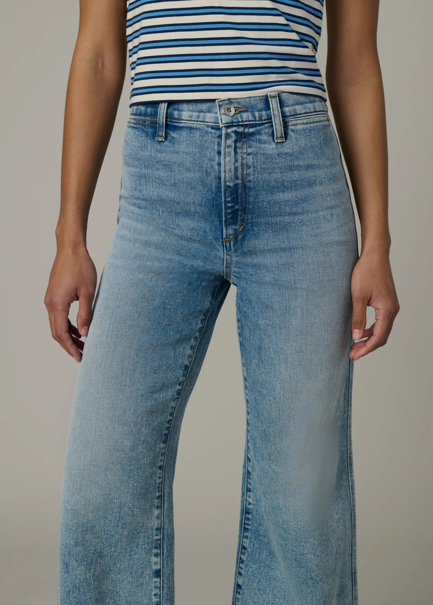THE MIA ANKLE WITH WELT POCKETS