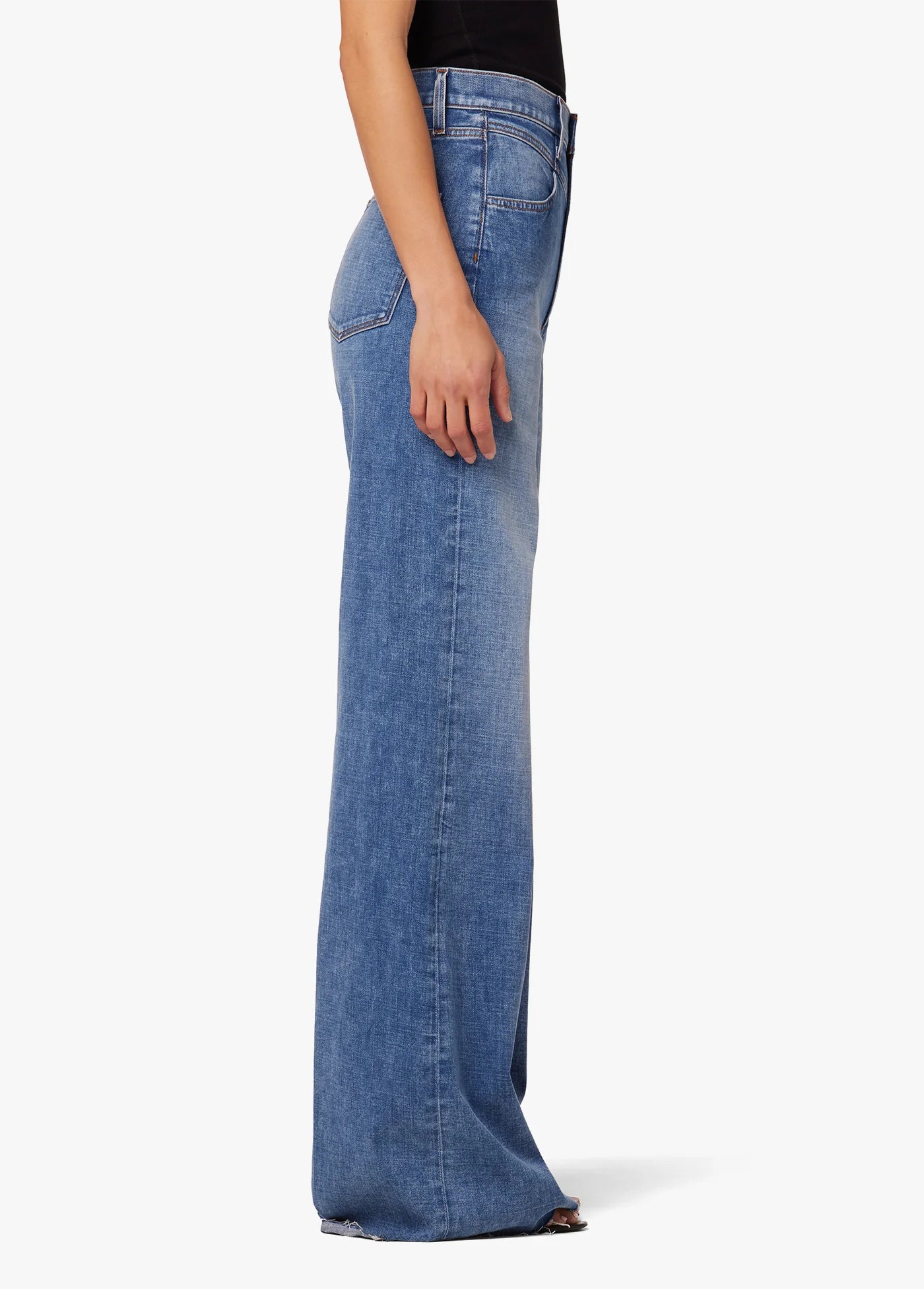 THE GOLDIE