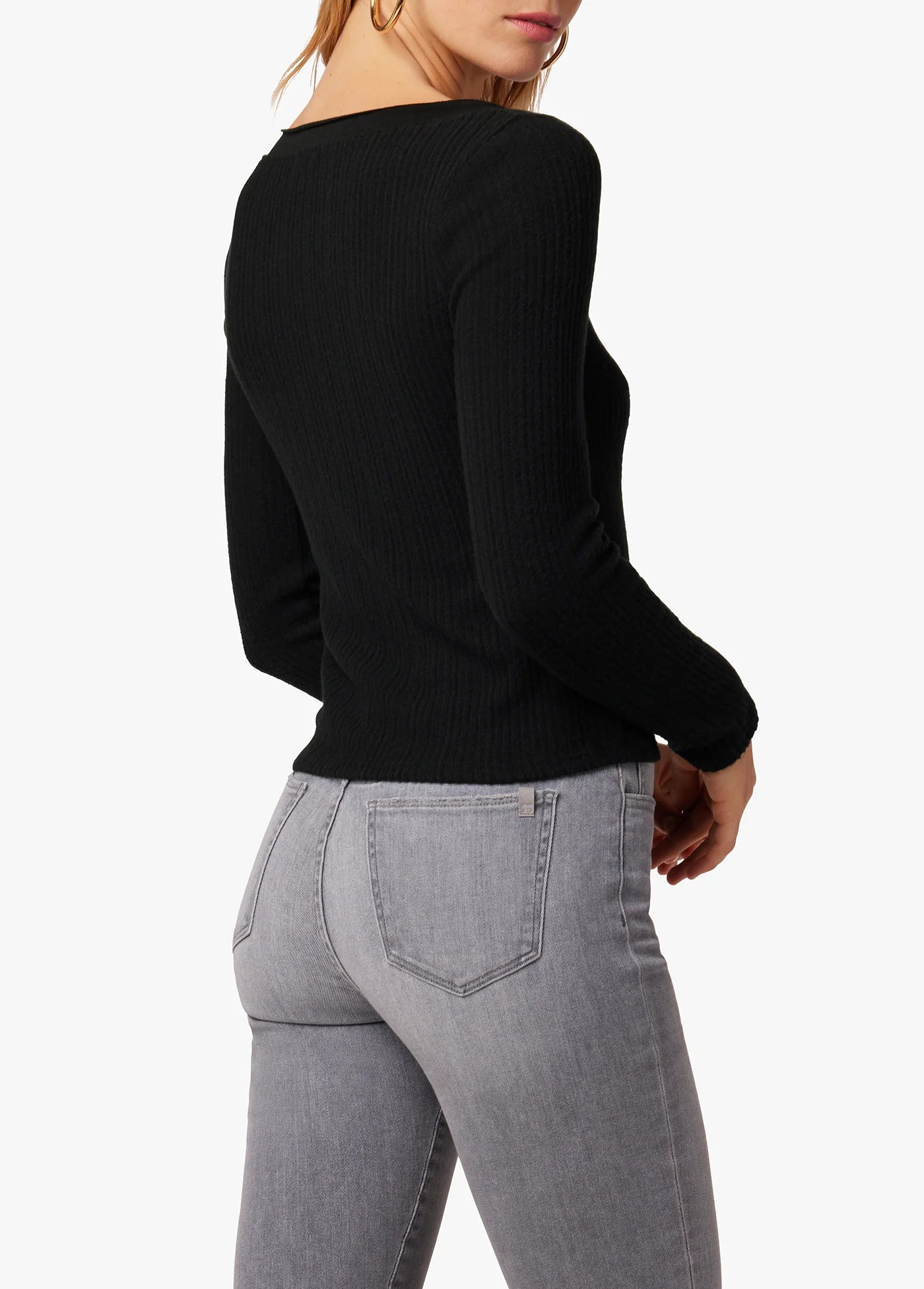LACY SCOOP NECK LONG SLEEVE