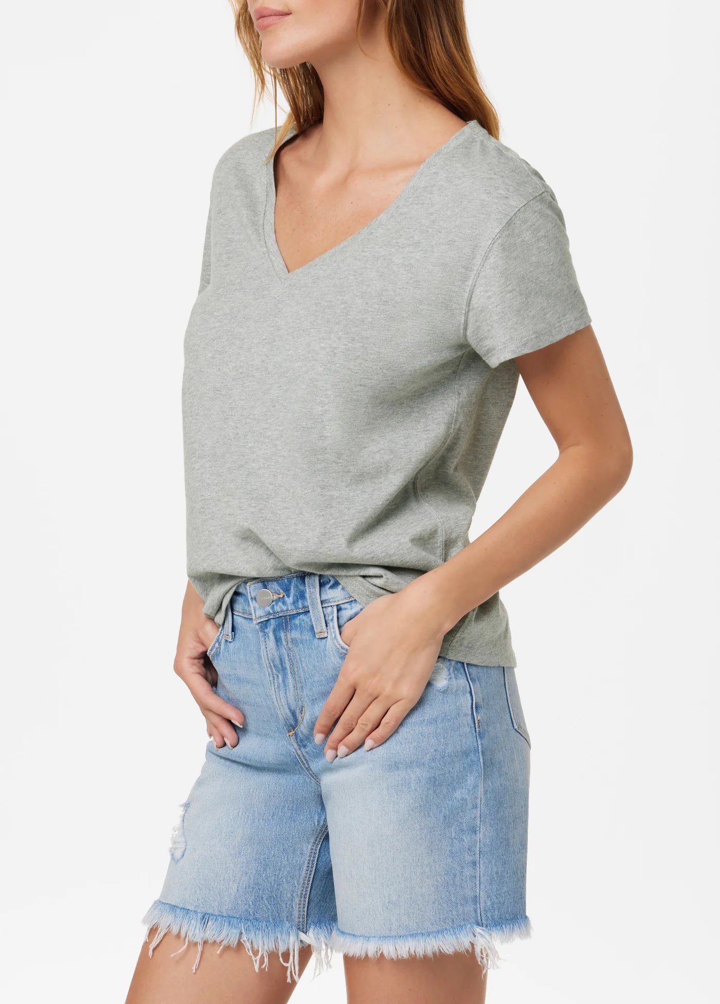 RAINE VEE NECK TEE