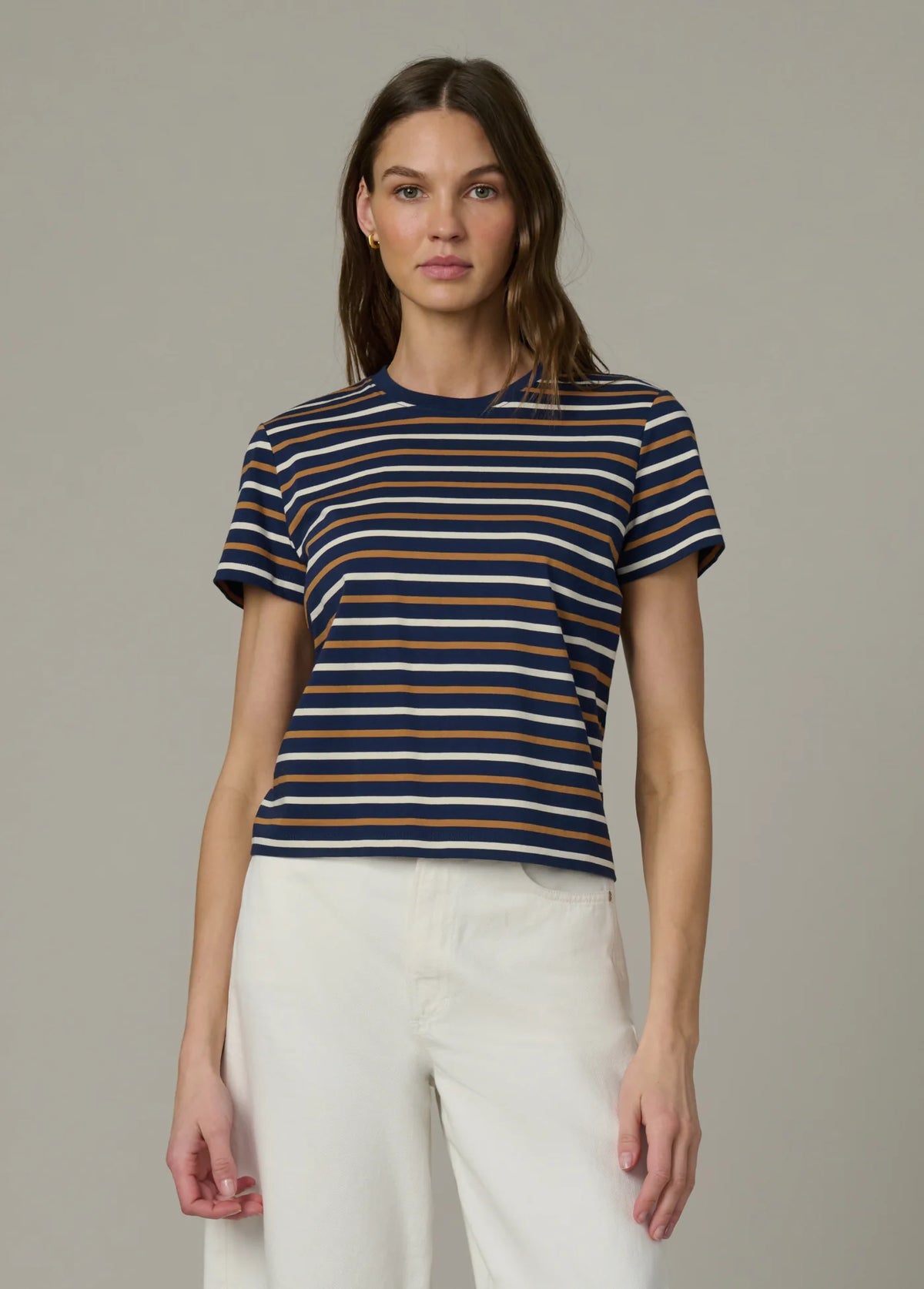 THE EASY TEE