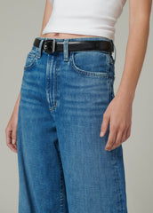 THE MIA PETITE