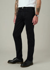 THE SLIM STRAIGHT 32