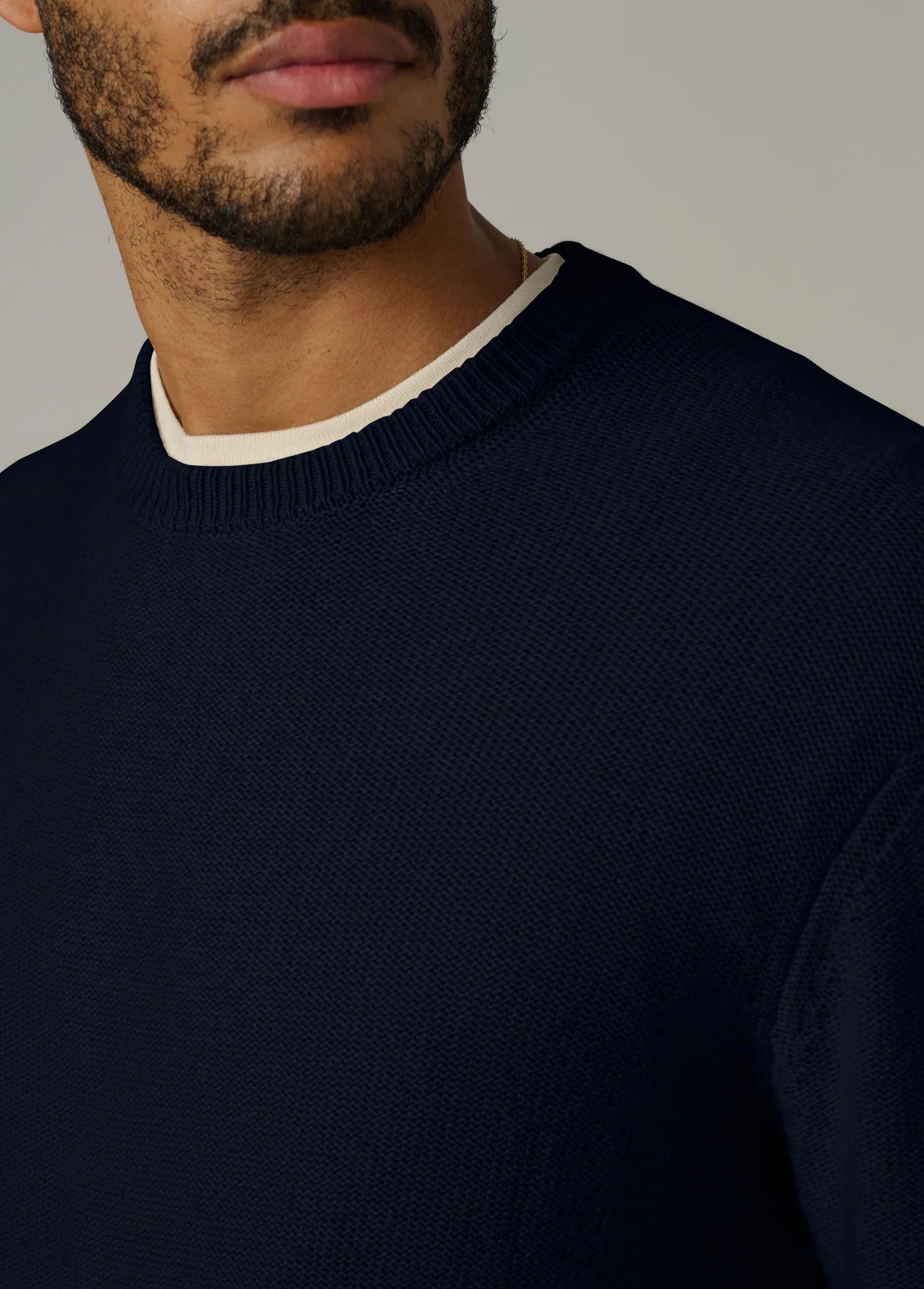THE CLASSIC CREW NECK
