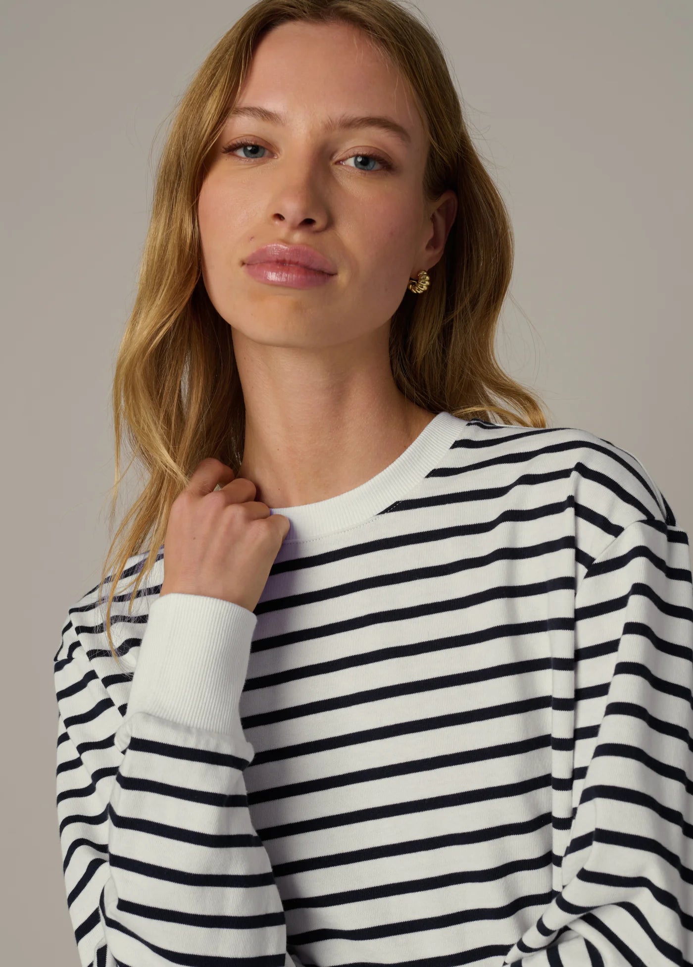 THE LONG SLEEVE EASY TEE
