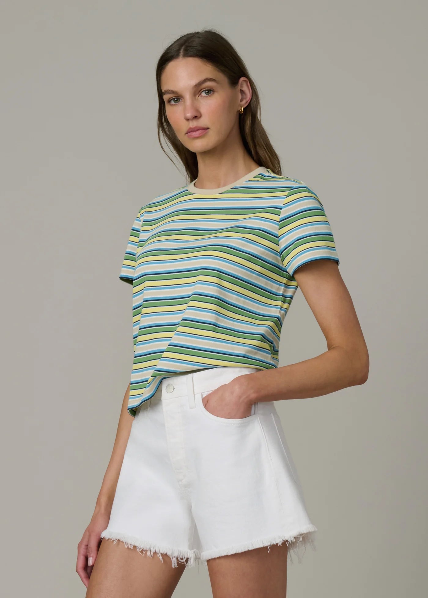 THE EASY TEE