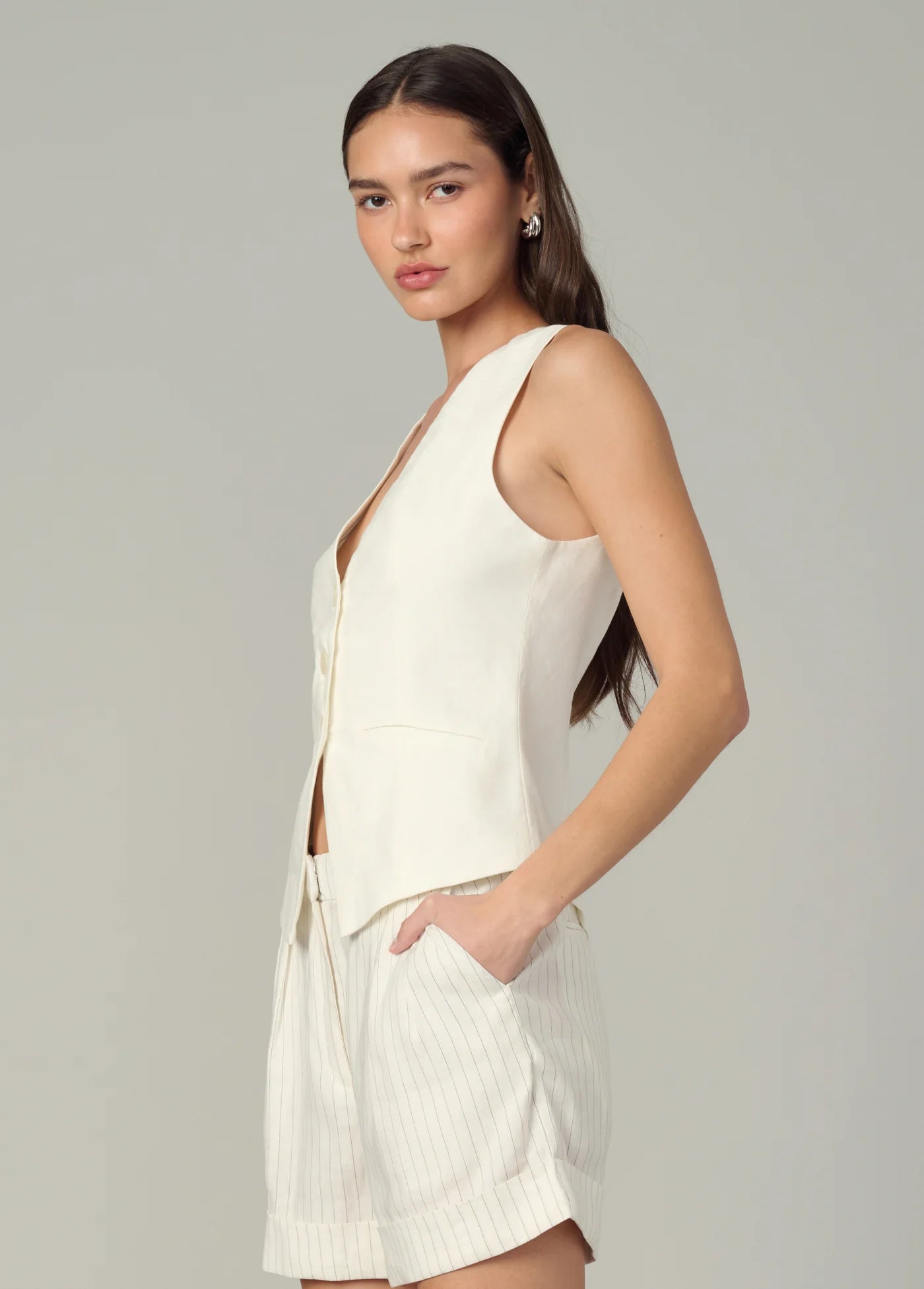 THE MAEVE VEST