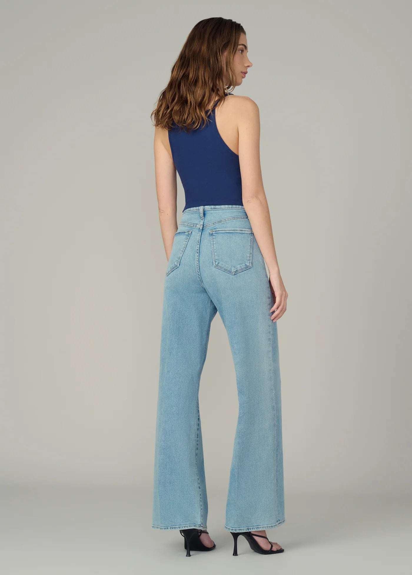THE MIA PETITE
