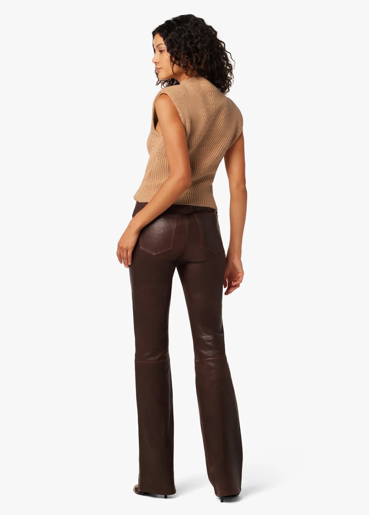 THE MOIRA SLEEVELESS SWEATER