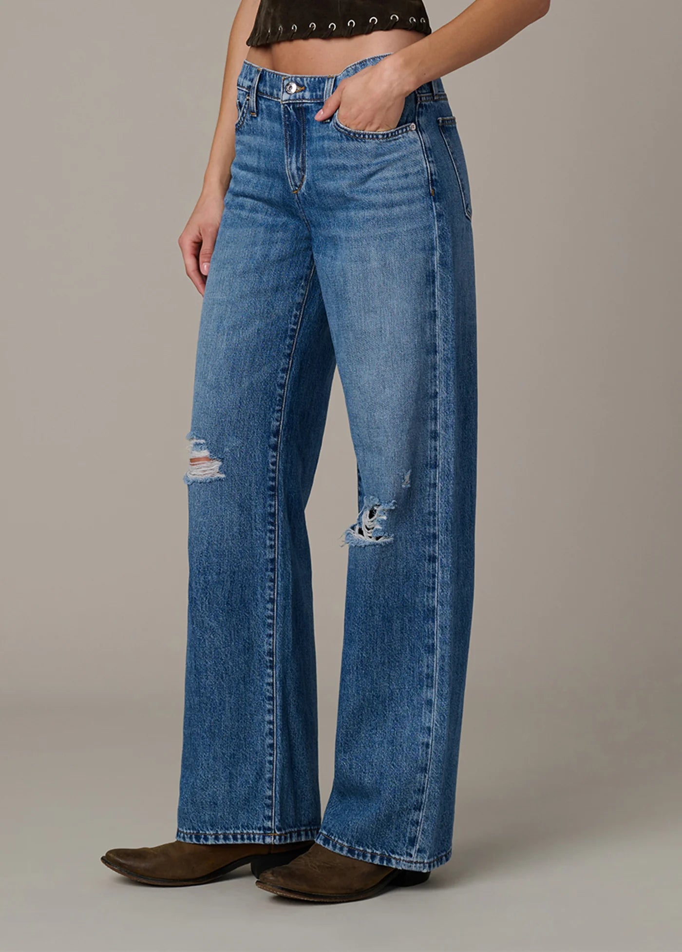 THE BRONCO JEAN