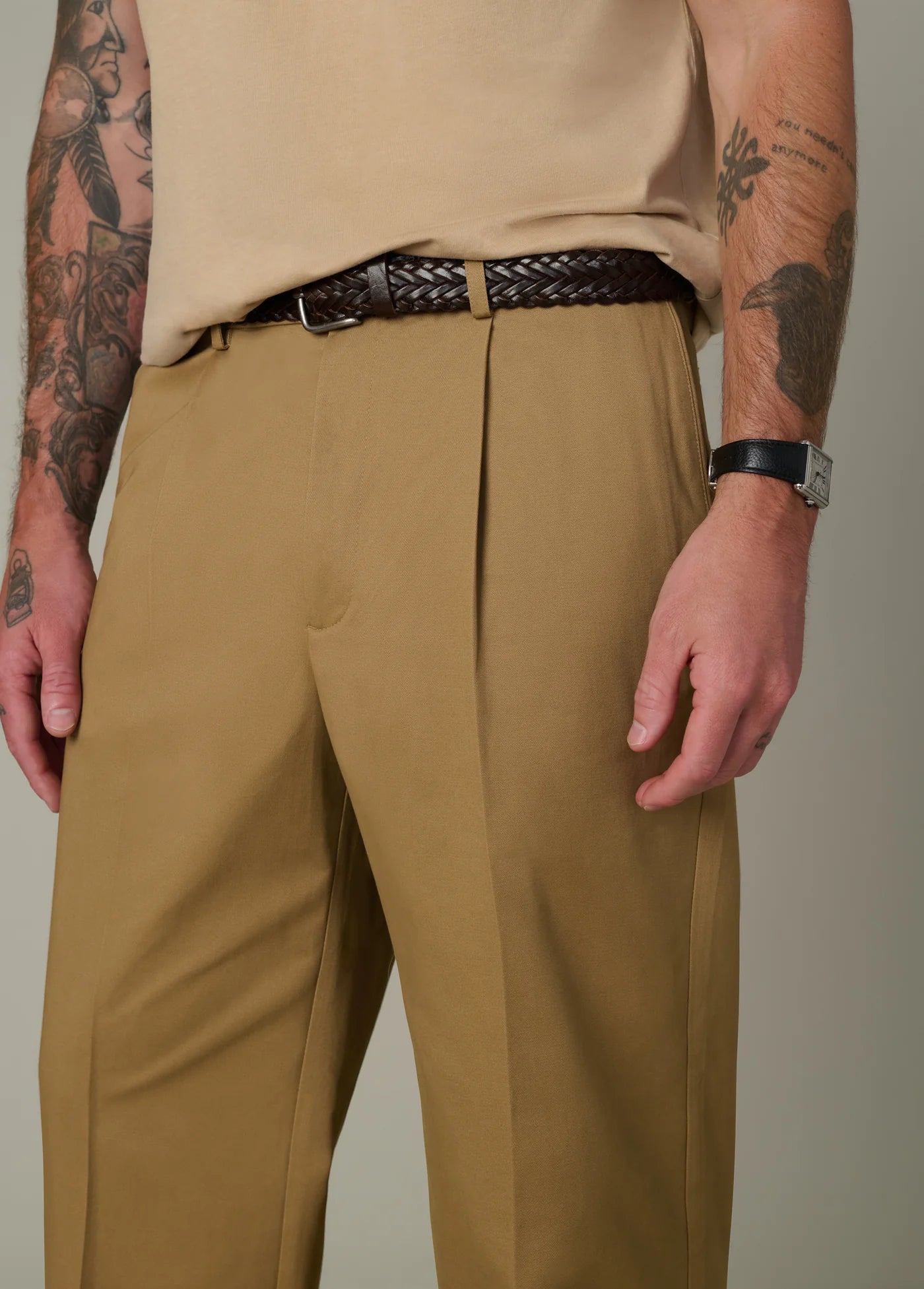 WIDE LEG PLEATED CHINO