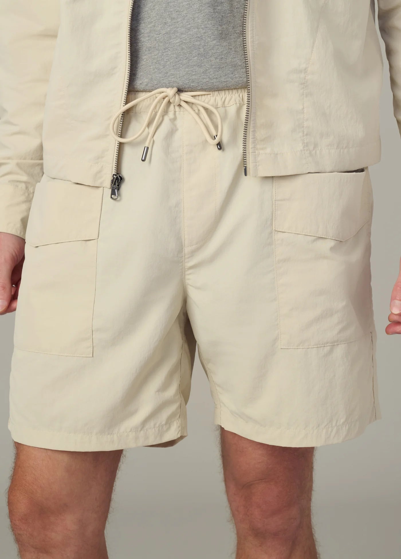 MODERN CARGO SHORT
