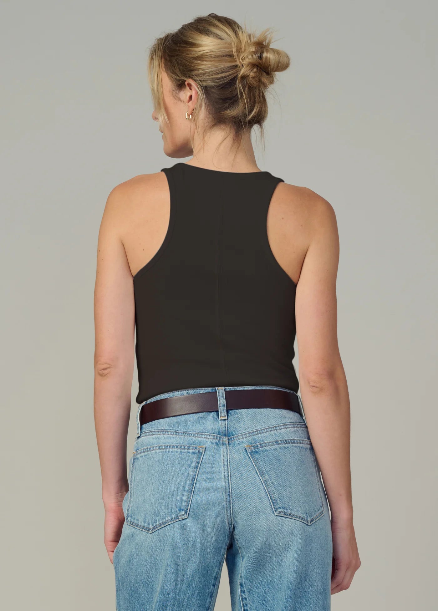 THE SCOOPNECK TANK