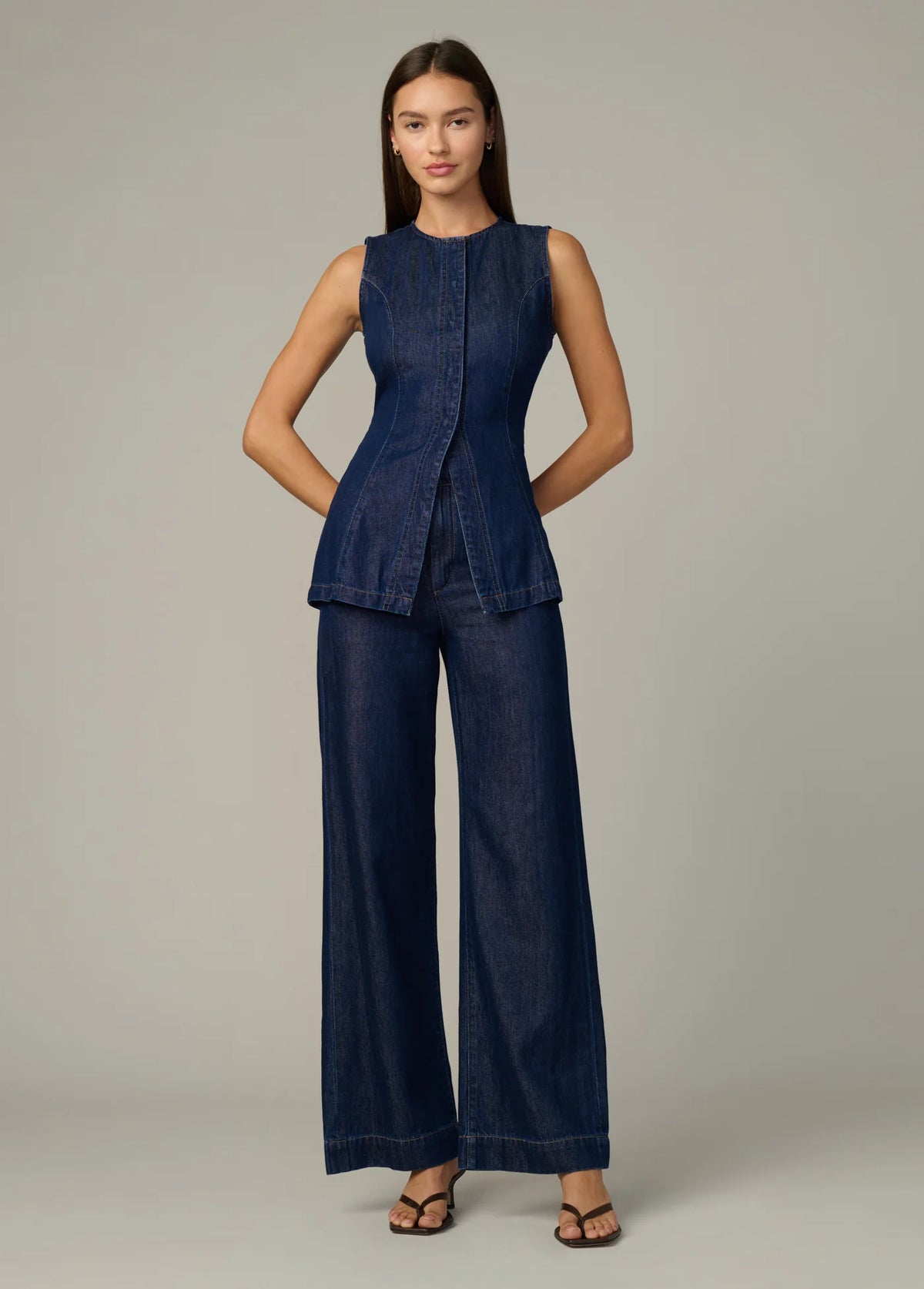 THE CLEAN DENIM TROUSER