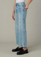 THE SEAMED MIA
