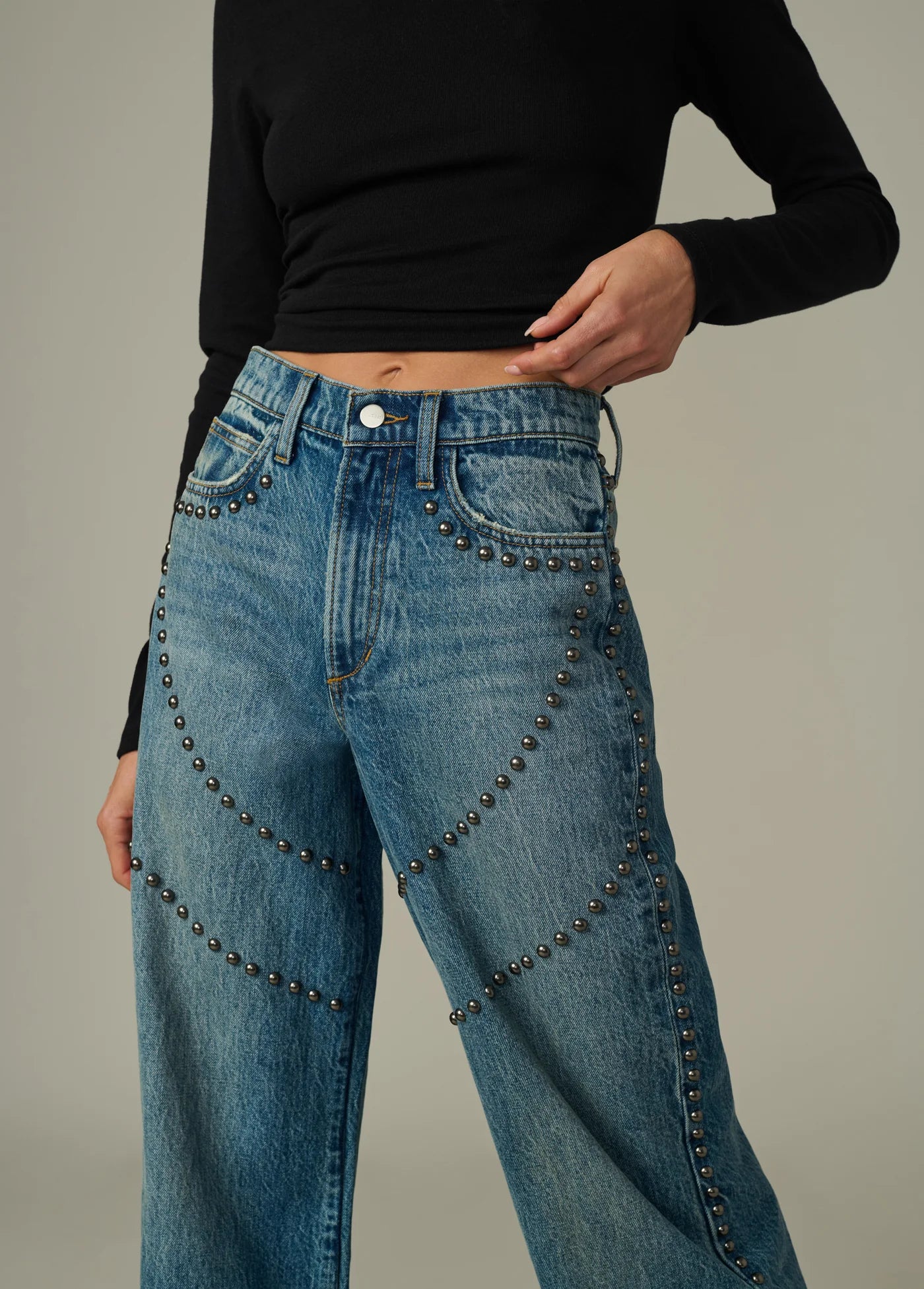 THE HARLOWE STUDDED