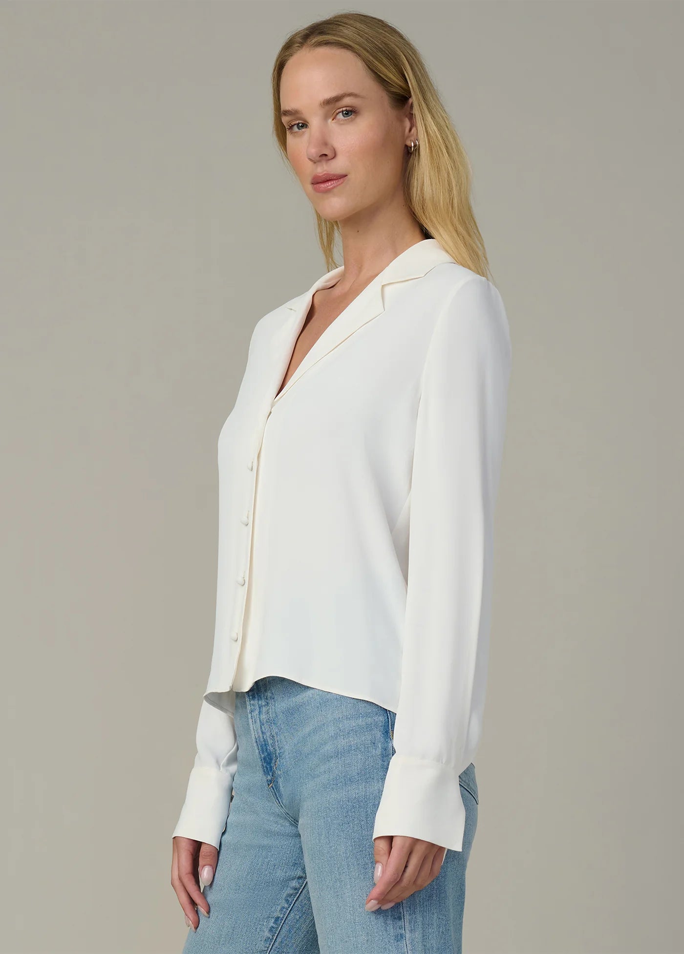 THE MIA BLOUSE