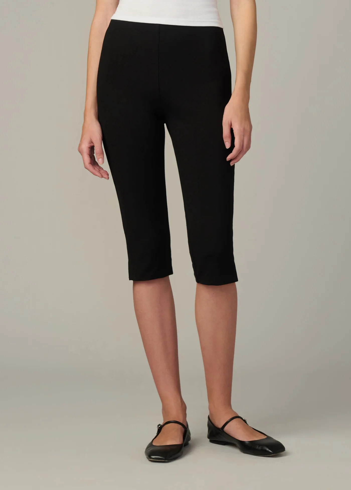 THE MARIE CAPRI