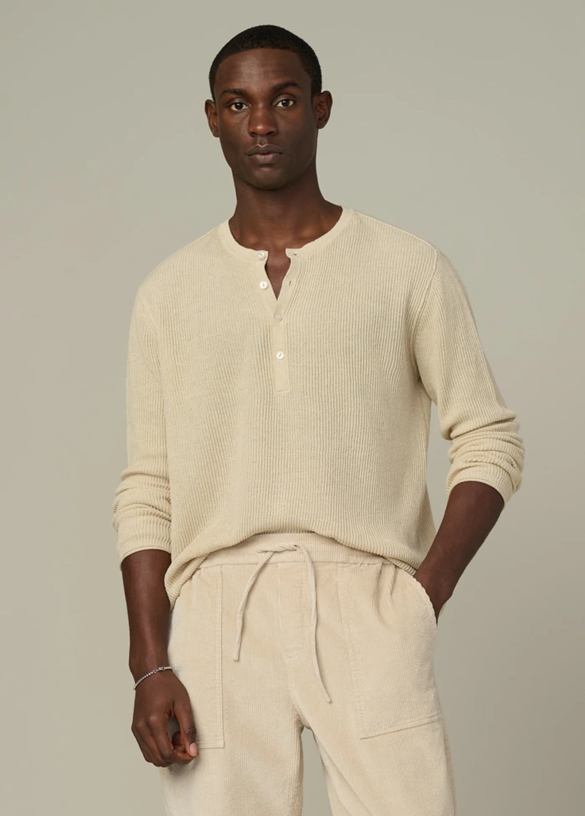 HENLEY SWEATER
